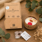 Bougie Luminante Lotus blanc coton avec sa boîte kraft, son bloc de terreau et sa carte de plantation