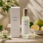 Vaporisateur d'ambiance Luminante Fleur d'Oranger-Bergamote avec son étui blanc